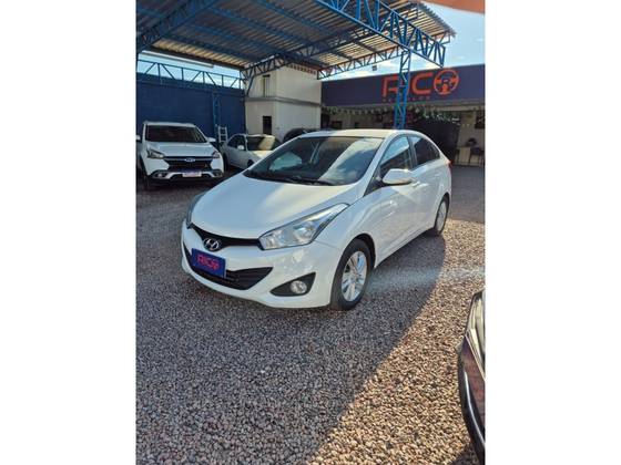 HYUNDAI HB20S 1.6 PREMIUM 16V FLEX 4P AUTOMÁTICO HYUNDAI HB20S 1.6 PREMIUM 16V FLEX 4P AUTOMÁTICO